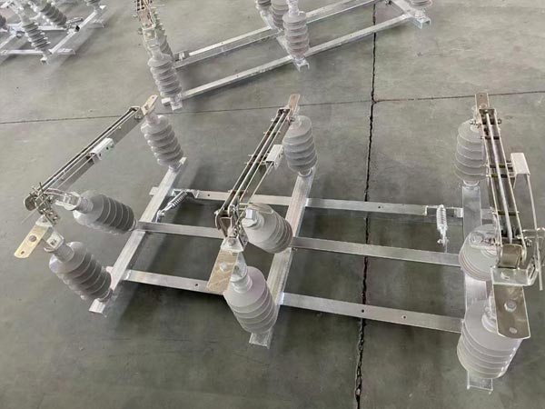 Outdoor IACM Disconnector